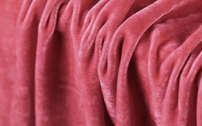 What are the characteristics of velvet fabric? How to clean velvet fabric?