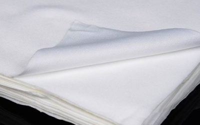 What material is the dust-free cloth made of? Are dust-free cloths toxic?