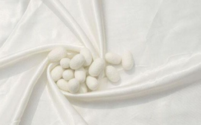 What are the characteristics of mulberry silk fabric? How to wash mulberry silk fabric?