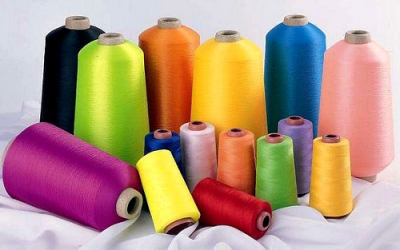 What kind of fabric is rayonne? What are the characteristics of rayonne fabric?